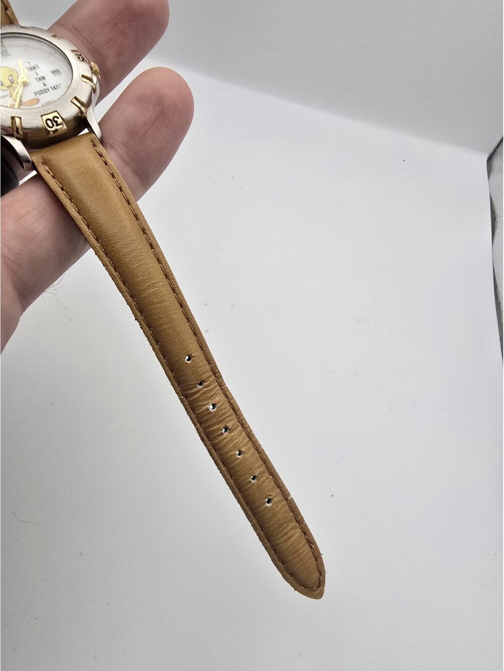 Armitron Looney Tunes Tweety Bird Two Tone Date Watch Tan Leather Band 1994 - Picture 6 of 8